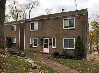 649 Isabella St #1, Oakmont, PA 15139