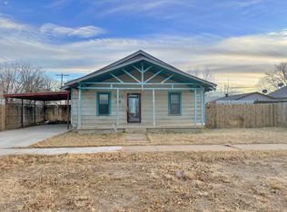 507 W 10th St, Plainview, TX 79072