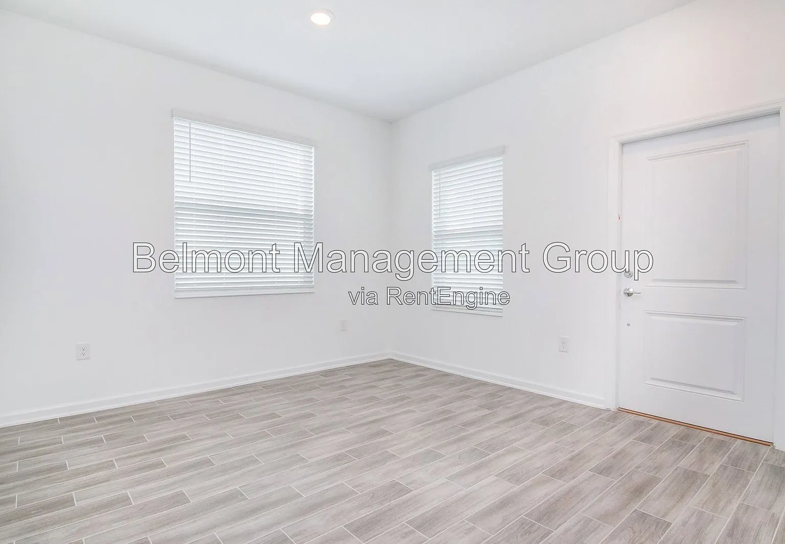 6 bed, 3.0 bath, 2634 sqft, $2,400 — Photo 3