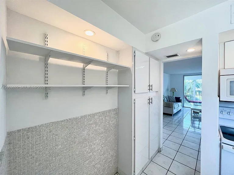 3030 Marcos Dr #T302 — Photo 11