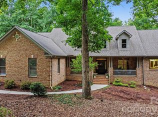 4064 Ancestry Cir, Matthews, NC 28104