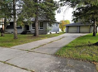 1119 10th St, International Falls, MN 56649