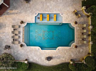 18 Clay Ct, Rumson, NJ 07760