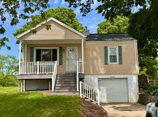 17 Bramble Ave, Highland Heights, KY 41076