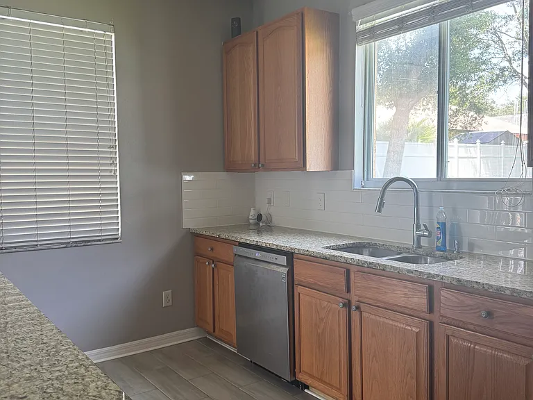 577 Vicks Landing Dr — Photo 22
