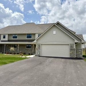 701 Eagleton DRIVE #55- 06, Lake Geneva, WI, 53147