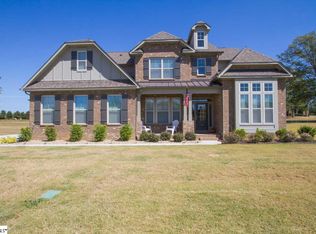 2 Sparrow Dr, Williamston, SC 29697