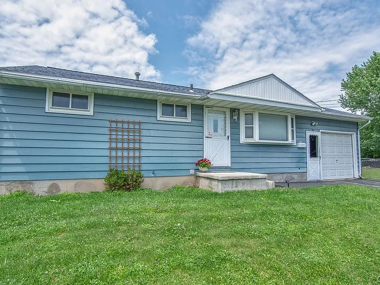 311 Swansea Ave — Photo 4