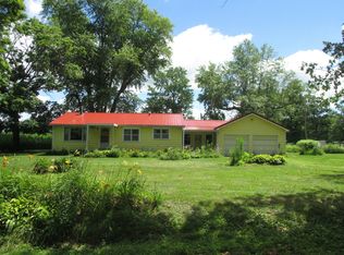 3437 N 400th St, Oblong, IL 62449