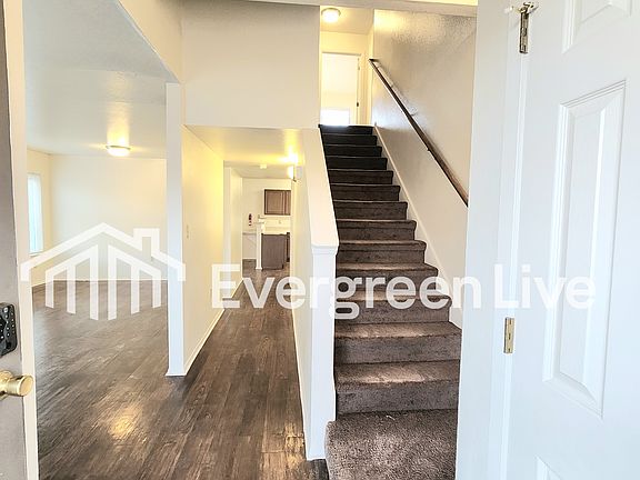 2nd image of 101 Raven Dr