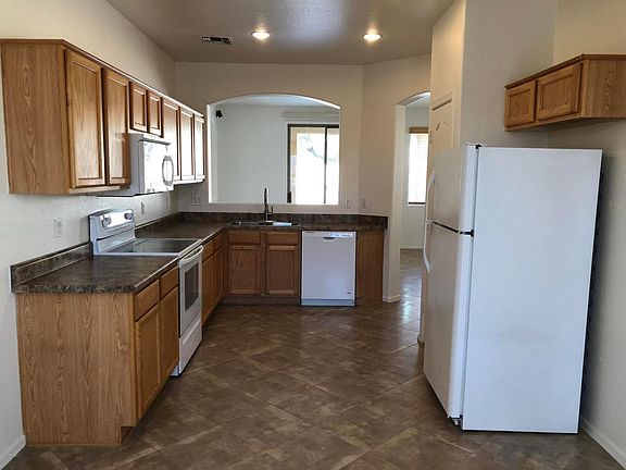 3rd image of 3430 E Packard Dr
