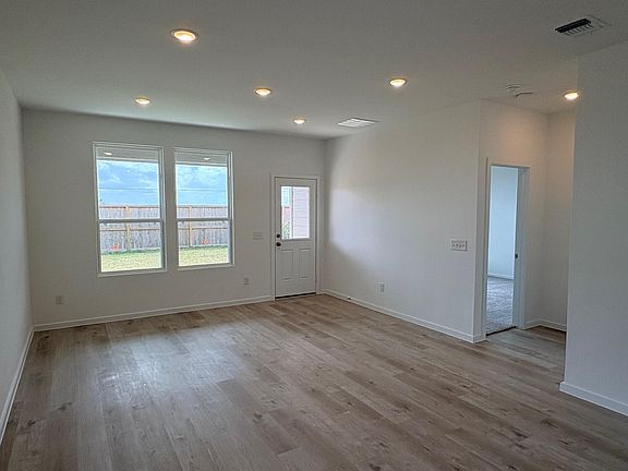 7th image of this home