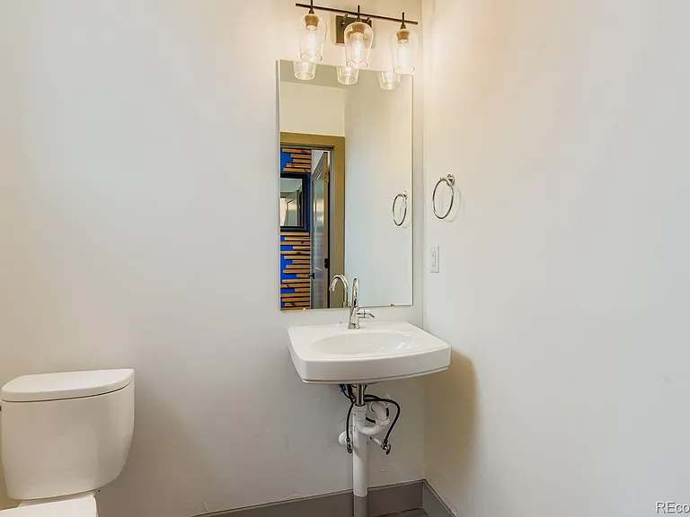 1280 E Hampden Ave #B — Photo 4