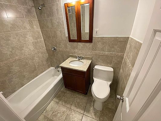 4th image of 65-50 Wetherole St #6K