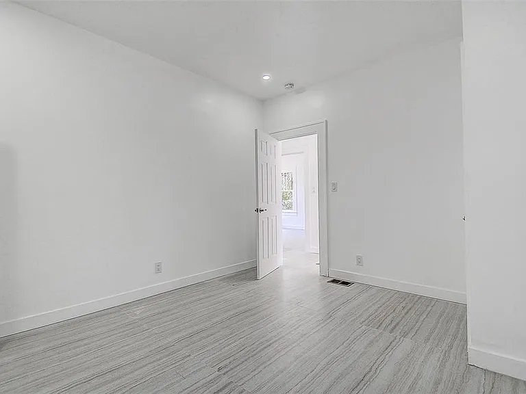 4519 5th Ave S — Photo 25