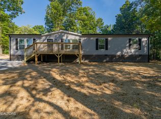 725 S Douglas Ave, Rockwood, TN 37854