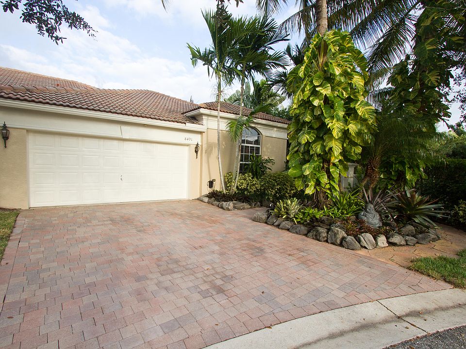 1st image of 8401 Staniel Cay