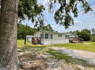 68 Rentz Woods Rd, Hazlehurst, GA 31539
