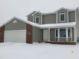 3607 S Downs Dr, Dexter, MI 48130