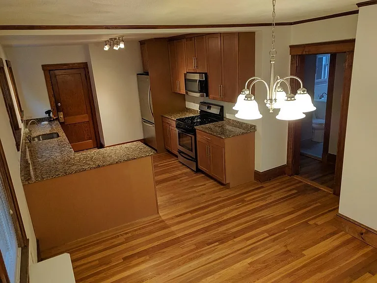 77 Ardale St #1 — Photo 7