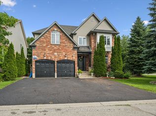 3 Truesdale Cres, Guelph, ON N1G 5K2
