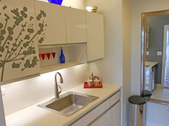 3rd image of 110 Shearwater Ct E APT 32