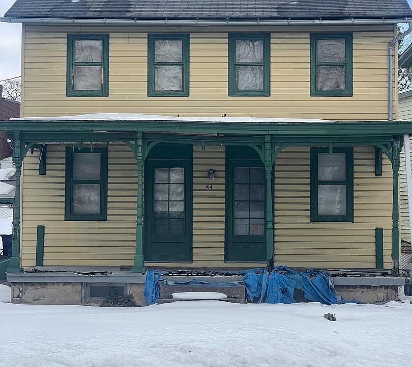 2nd image of 44 N Harrisburg St