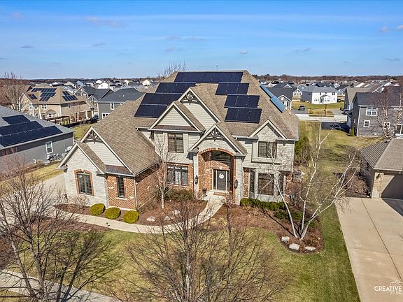 4th image of 3680 Broadleaf Ave