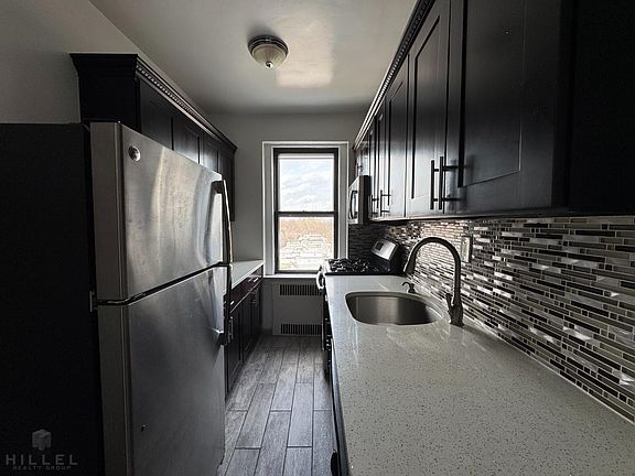 2nd image of 4915 Skillman Ave APT 5B