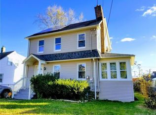53 Hackett St, Milford, CT 06461