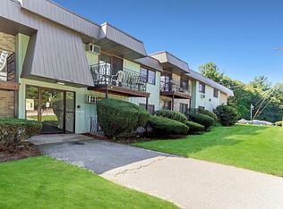 9 Strawberry Bank Rd, Nashua, NH 03062