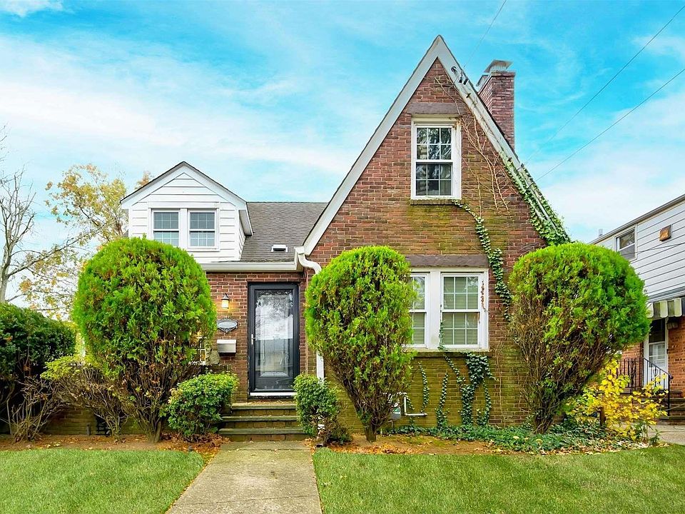 1st image of 10 Mayfair Ave