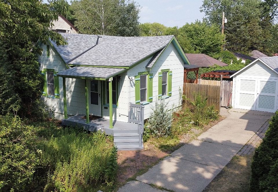 1st image of 2441 35th Ave S