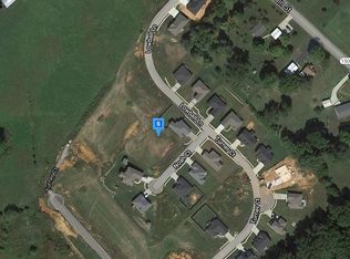 202 Noah Ct, Vine Grove, KY 40175