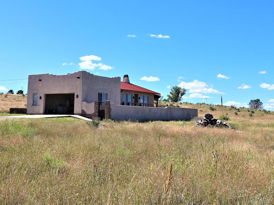 1st image of 70 Holbrook Dr