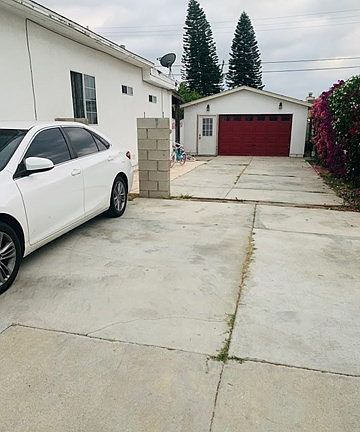5th image of 10244 Orange Dr