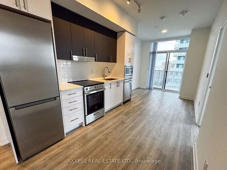 5105 Hurontario St #2511 — Photo 2
