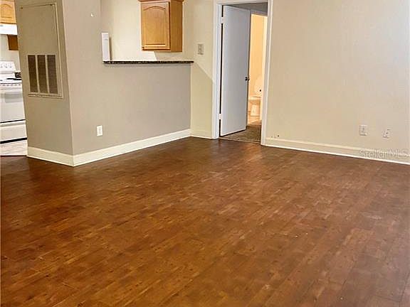 5th image of 4720 Walden Cir #16