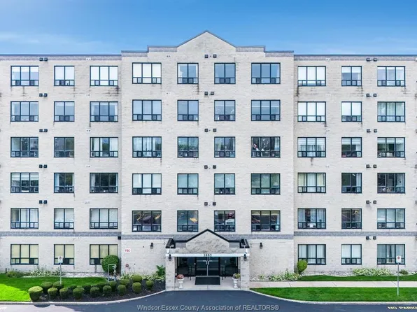 1885 Normandy St #502, Lasalle, ON N9H 1P9