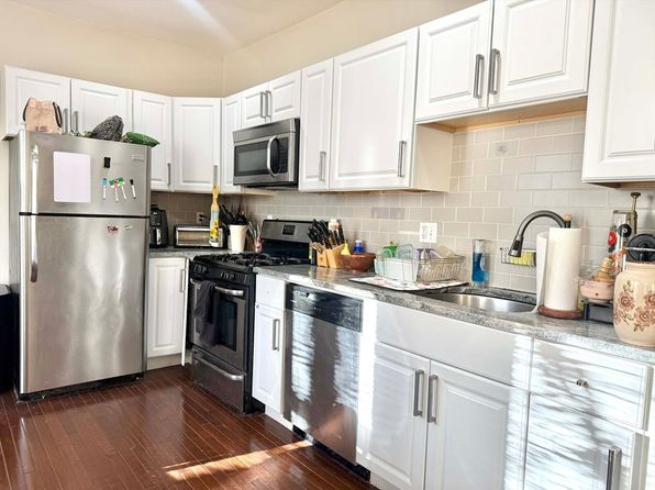 6 Rice St #1