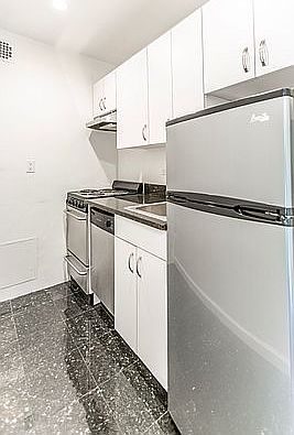 2nd image of 160 W 73rd St APT 8J