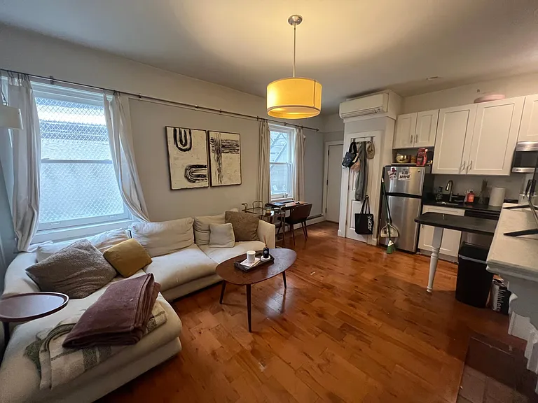1809 Pine St #1R — Photo 3