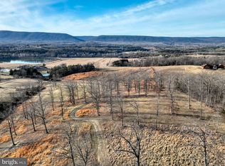 61-141E Seven Fountains Rd #A, Fort Valley, VA 22652