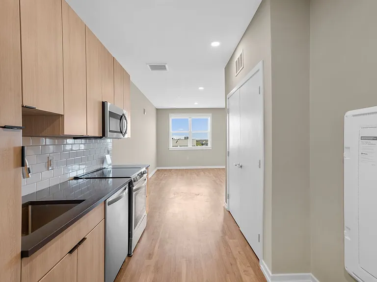 The Keystone Apartments — Photo 64