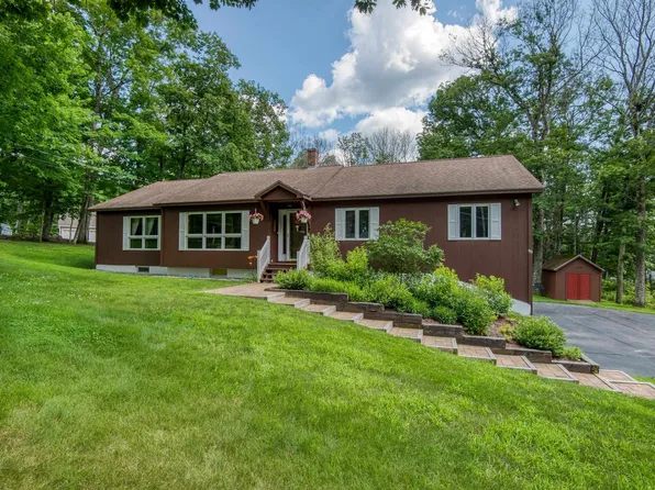 153 Sunset Hill Road, Conway, NH 03860