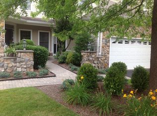 4 Winged Foot Dr, Livingston, NJ 07039