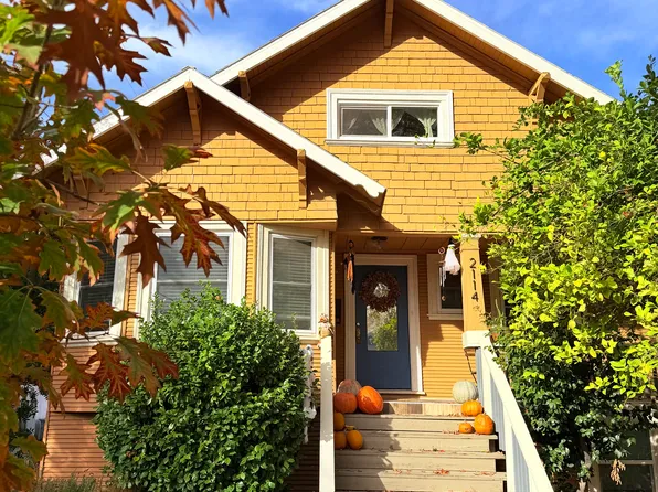2114 9th St Unit 2, Sacramento, CA 95818