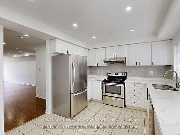 4th image of 38 Rumi Cres