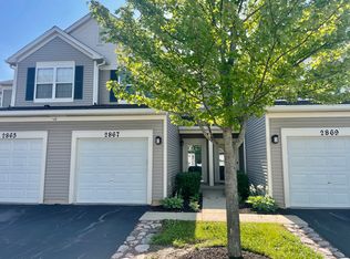 2867 Falling Waters Dr, Lindenhurst, IL 60046