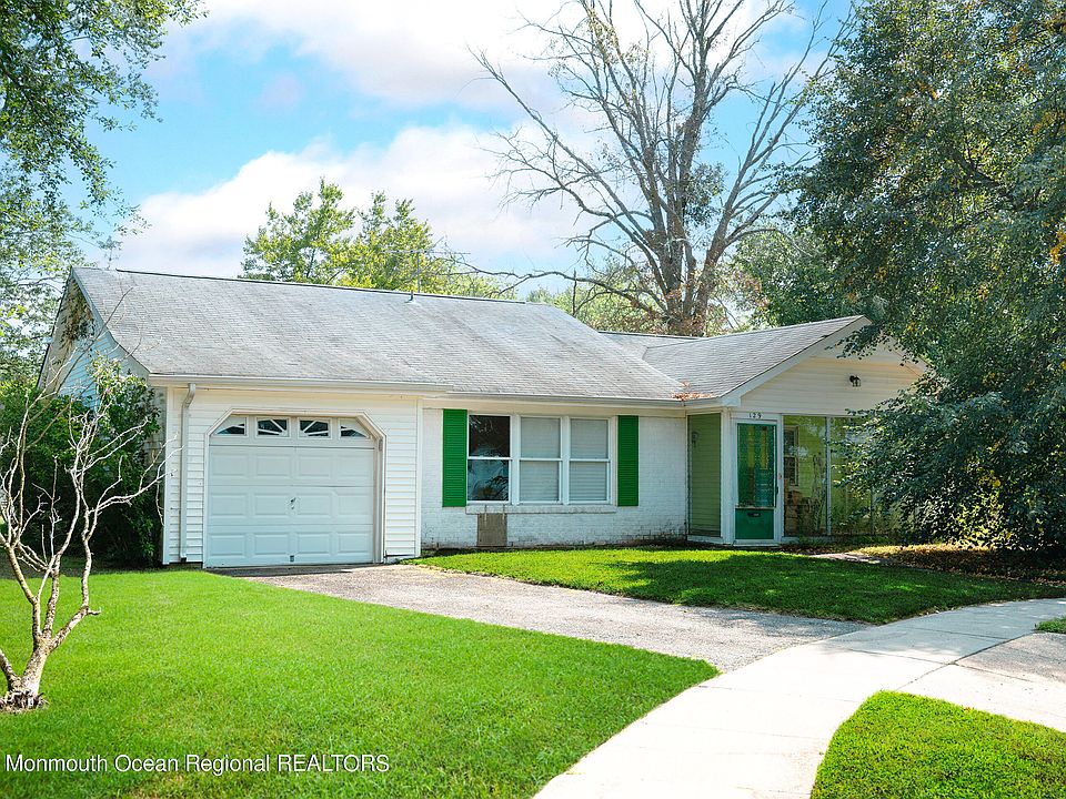 1st image of 129 Azalea Court